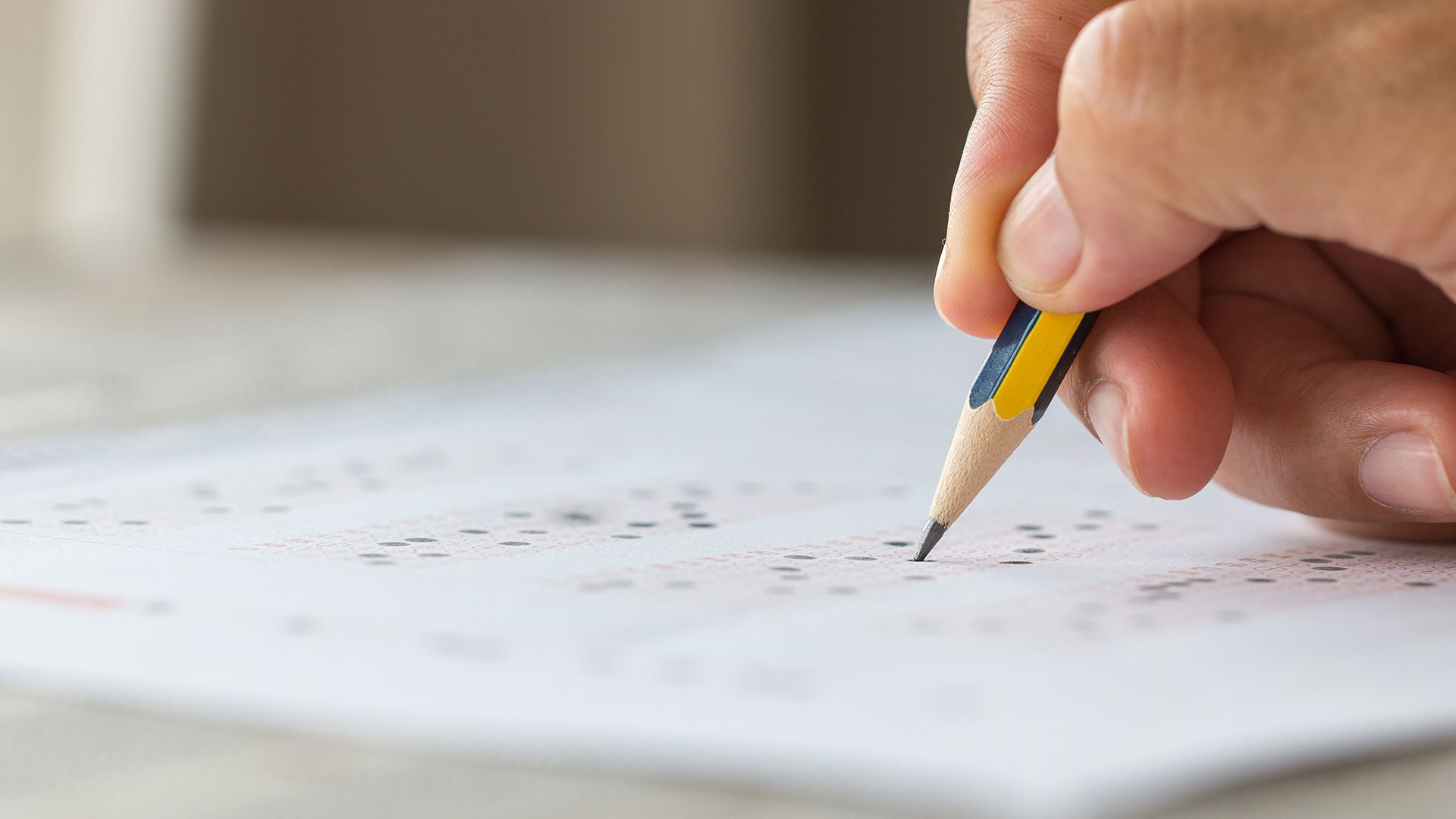 Prüfungsbogen ausfüllen.