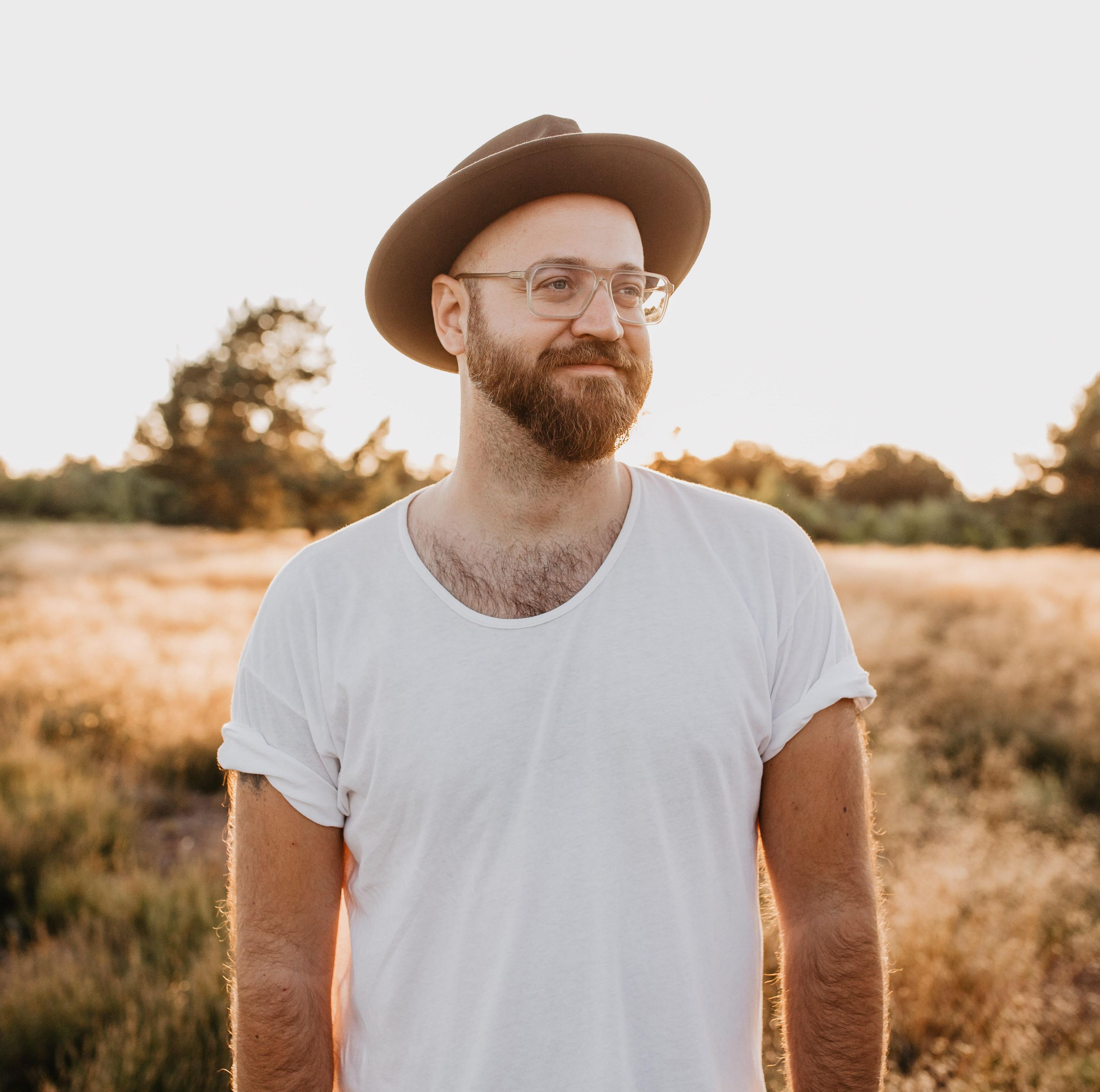 Raus | Become a host