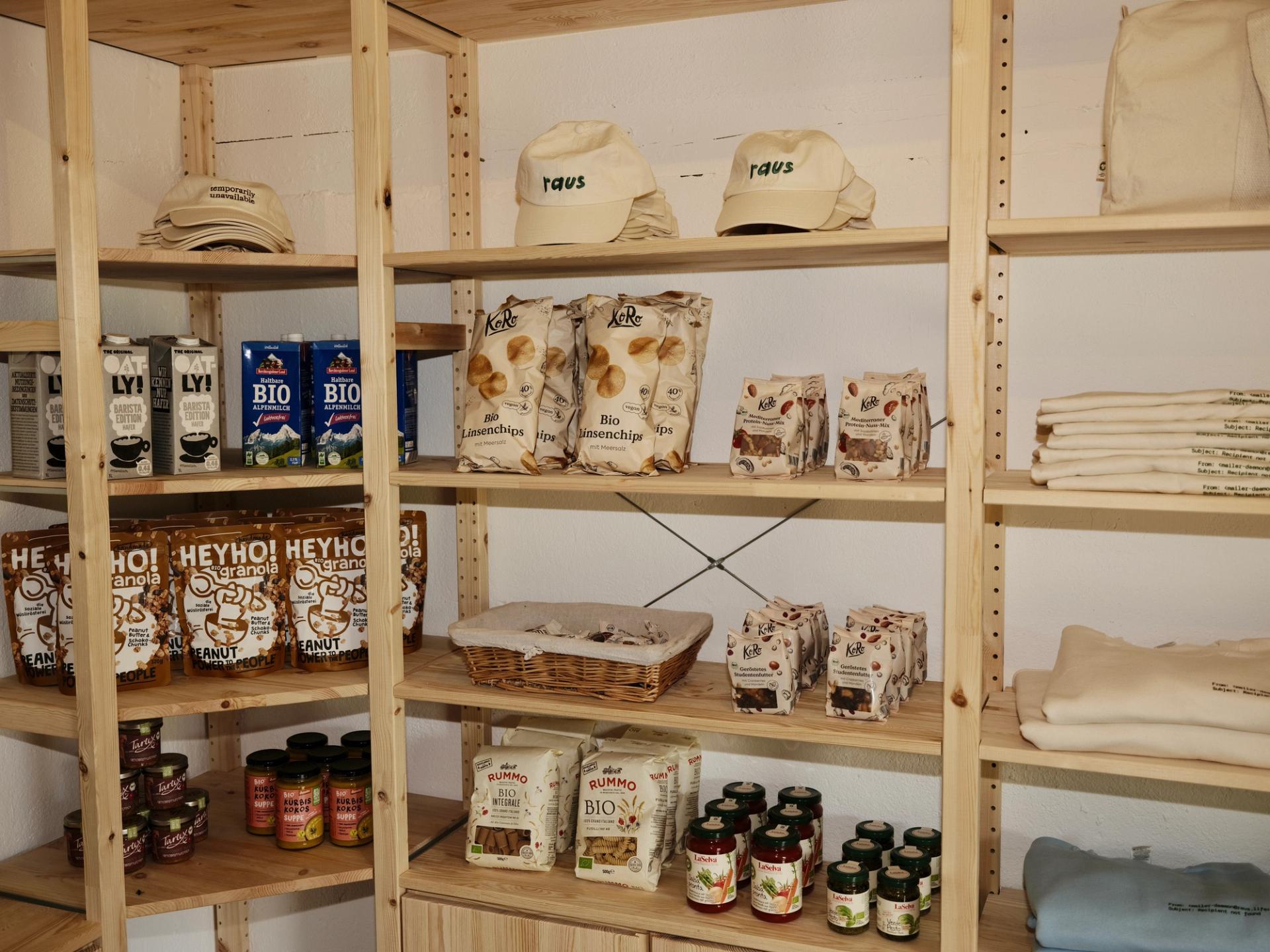 Do you want to shop in our Raus Späti? 