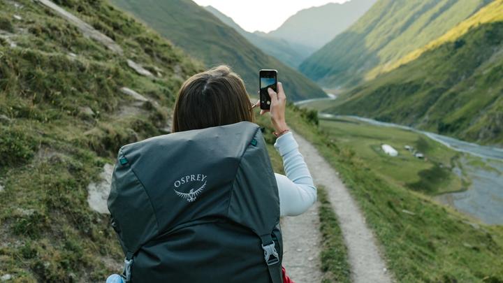 Share Your GPS Location Without an App or Account