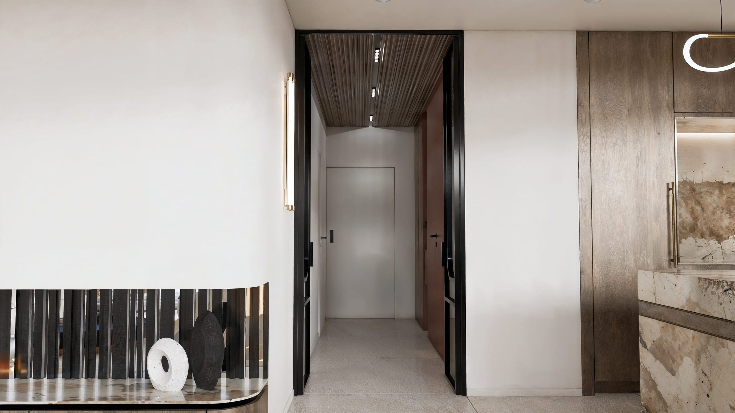 Océanide — entrée, rénovation d'appartement par Créa'Home