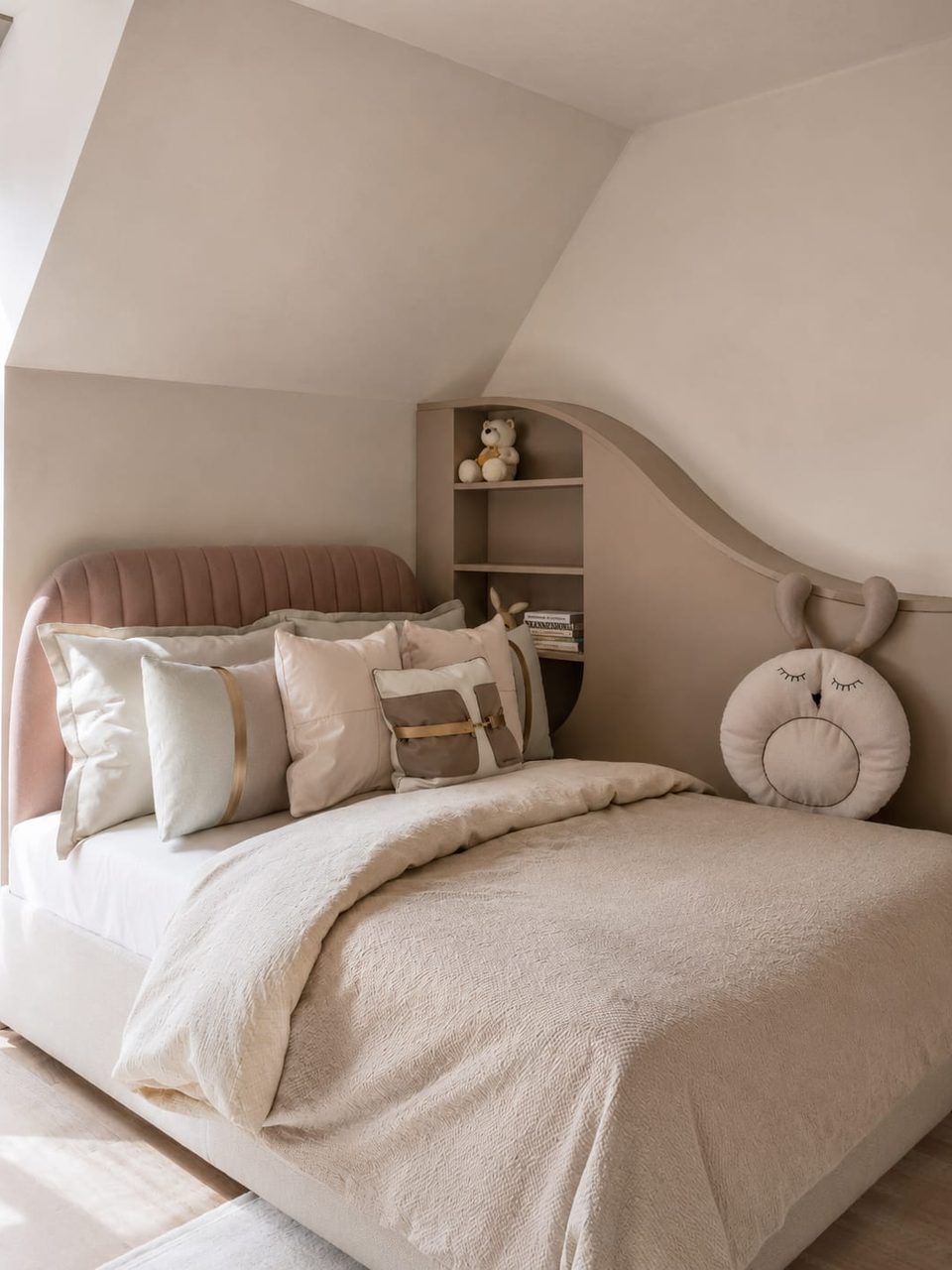 Clos Pecheret — chambre, rénovation de villa par Créa'Home