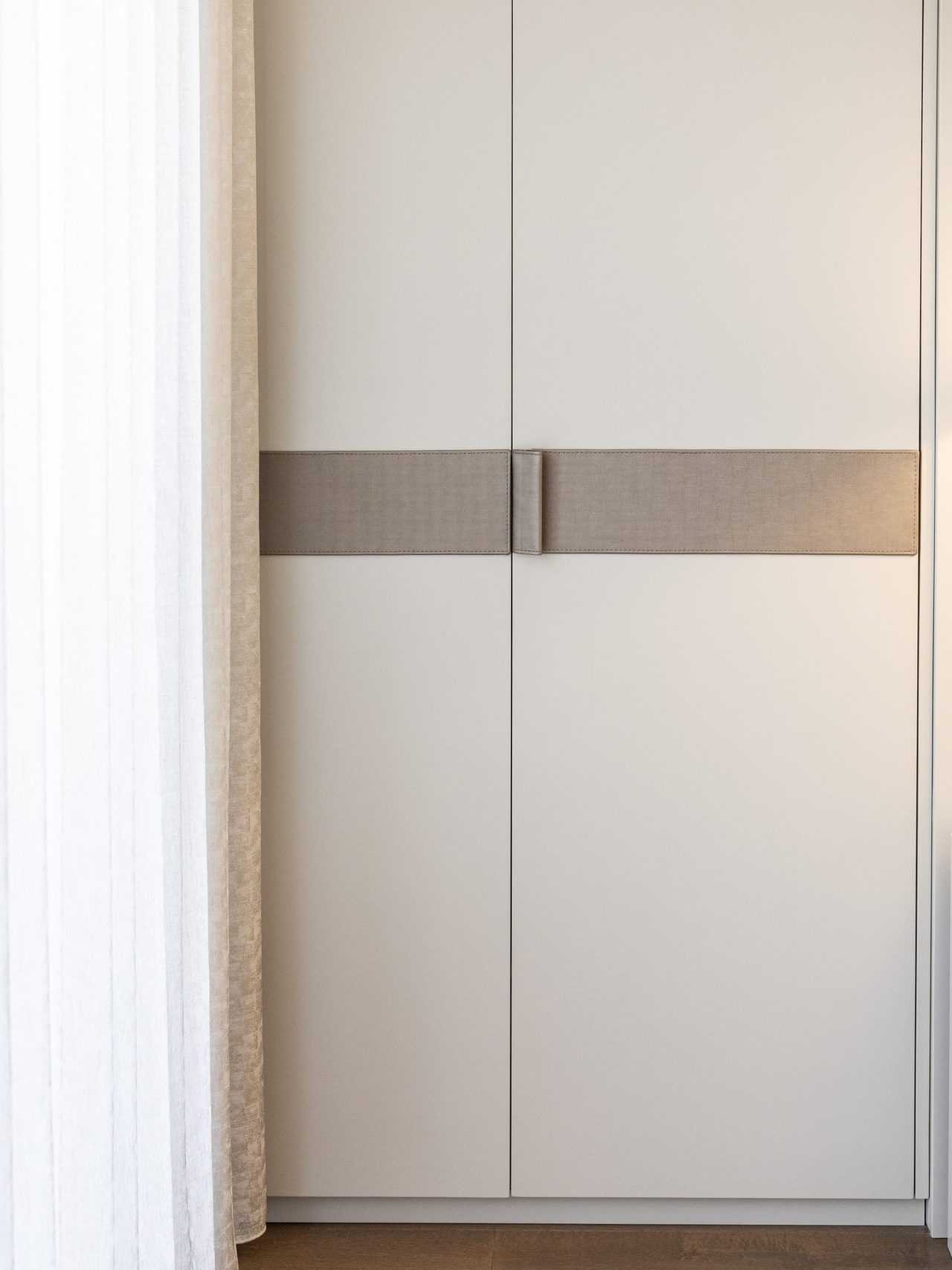 Hergé — dressing, rénovation d'appartement par Créa'Home