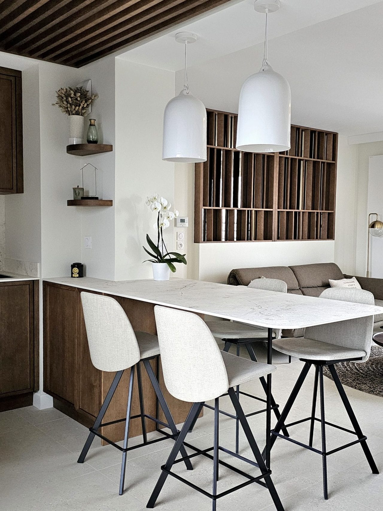 Salines, Le Pouliguen — coin repas, rénovation d'appartement par Créa'Home