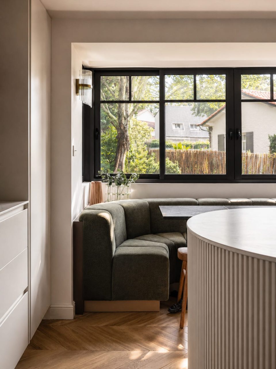 Cavalière — coin repas, cuisine sur mesure par Créa'Home