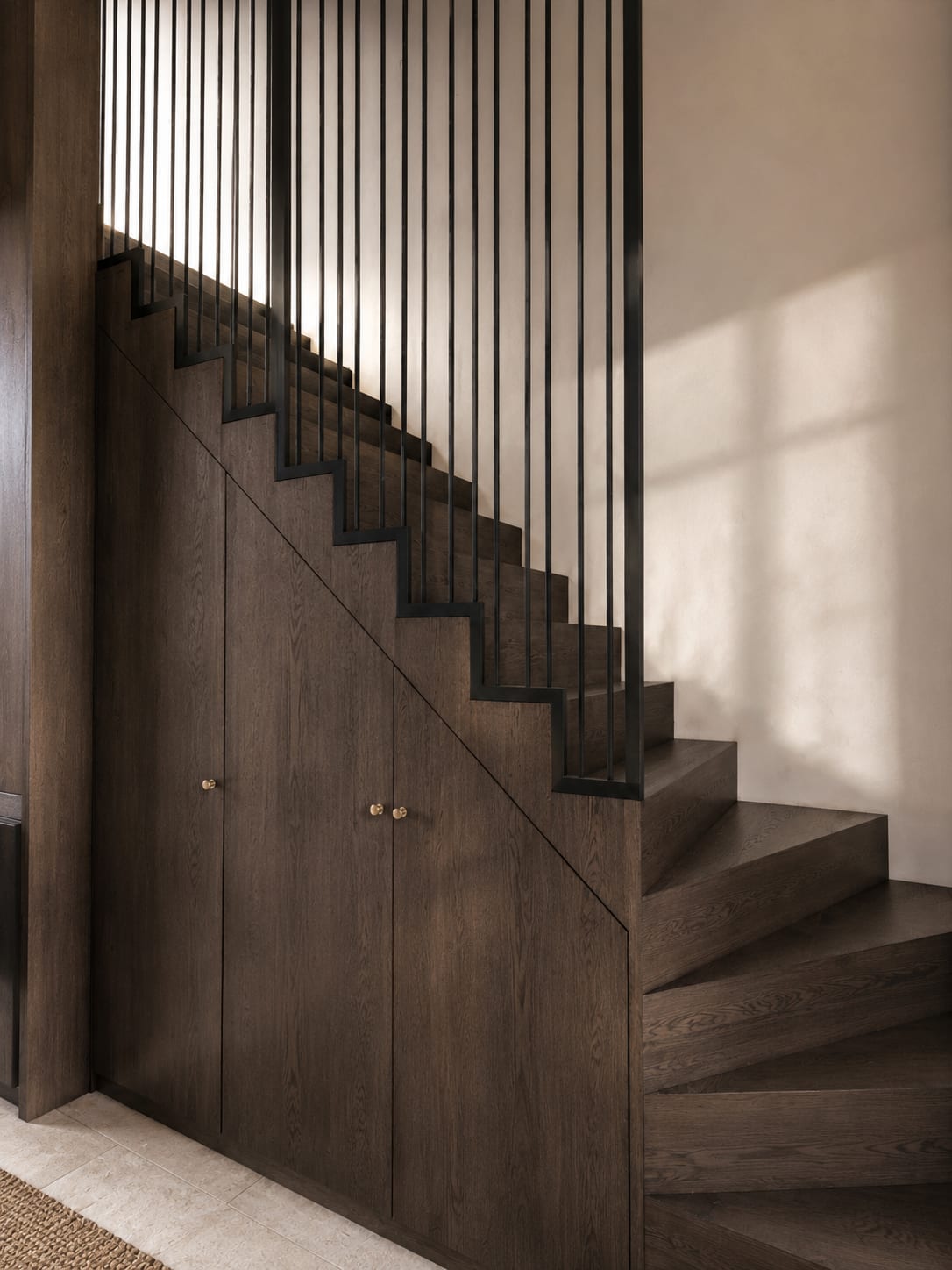 Villa Kerquessaud, La Baule — escalier, rénovation de villa par Créa'Home