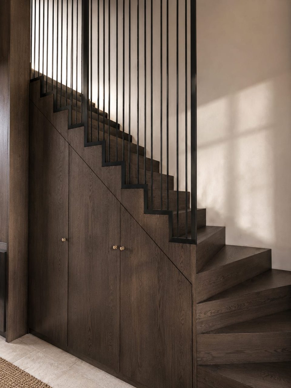 Villa Kerquessaud, La Baule — escalier, rénovation de villa par Créa'Home