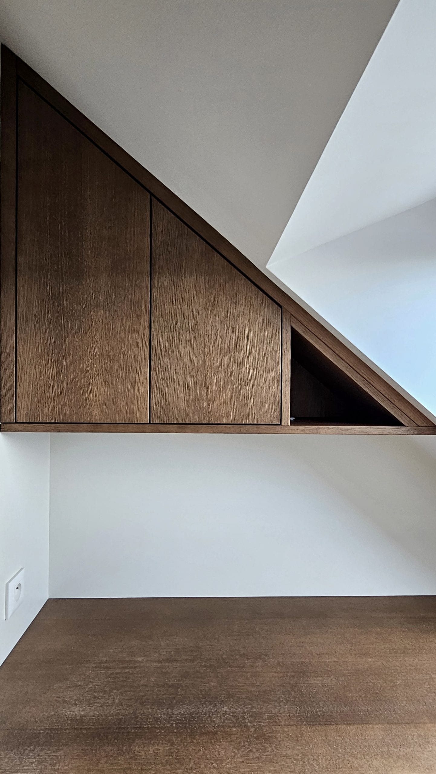 Salines, Le Pouliguen — escalier, rénovation d'appartement par Créa'Home