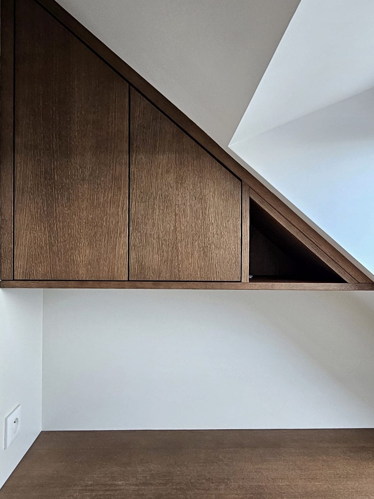 Salines, Le Pouliguen — escalier, rénovation d'appartement par Créa'Home