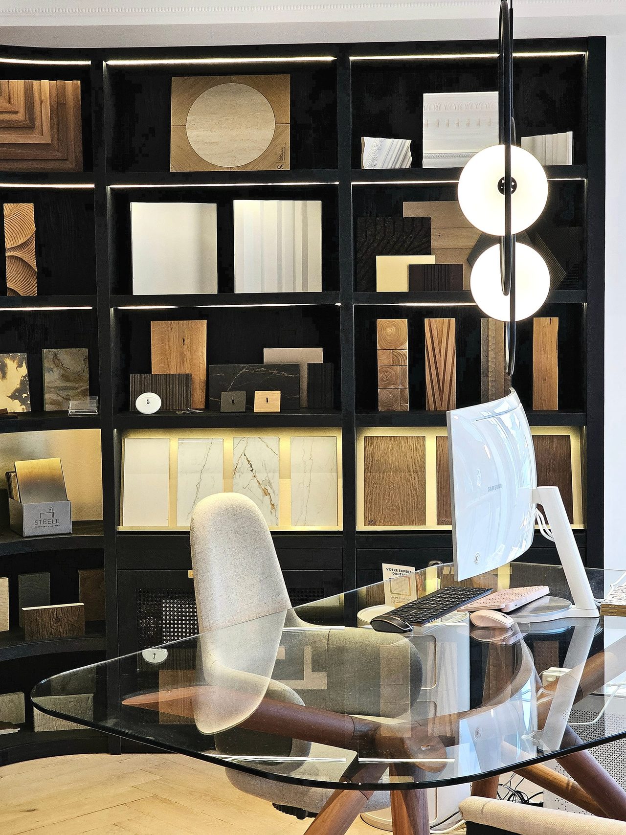 Créa'Home La Baule, La Baule — matériauthèque, showroom par Créa'Home