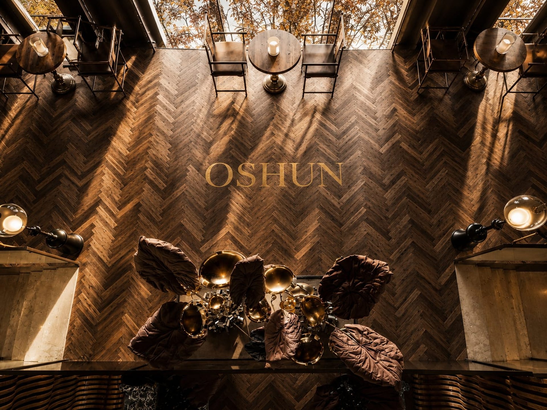 Oshun — vue 19, restaurant par Créa'Home