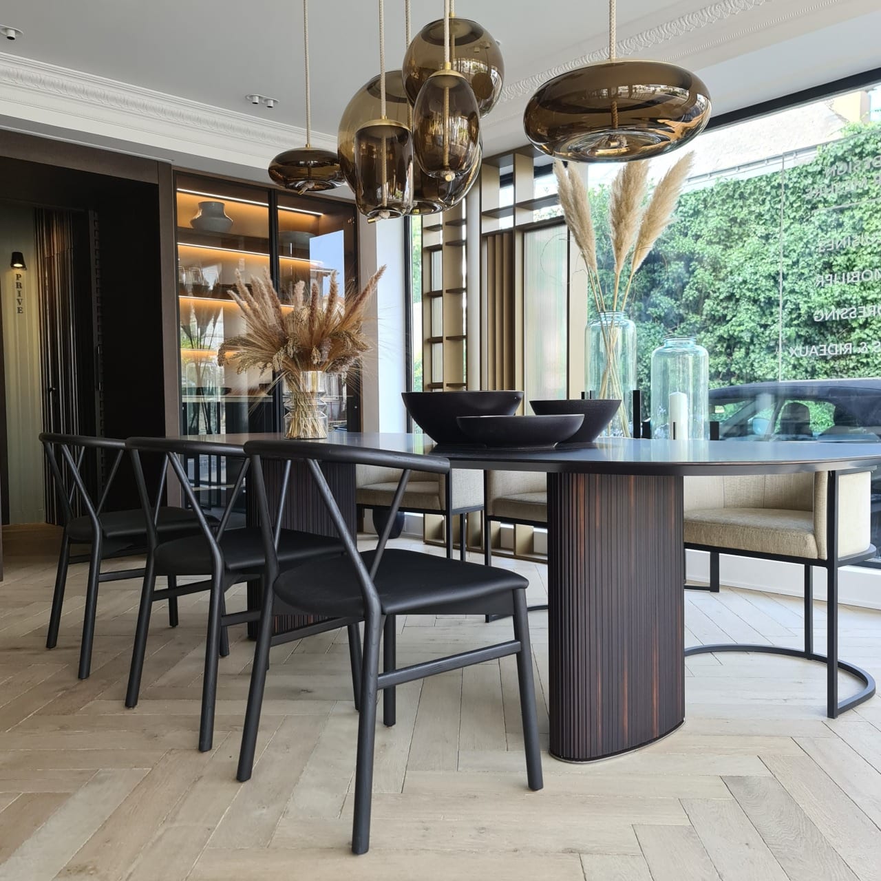 Créa'Home La Baule, La Baule — salle à manger, showroom par Créa'Home