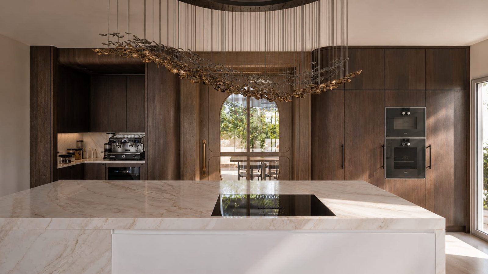 Clos Pecheret — cuisine, rénovation de villa par Créa'Home