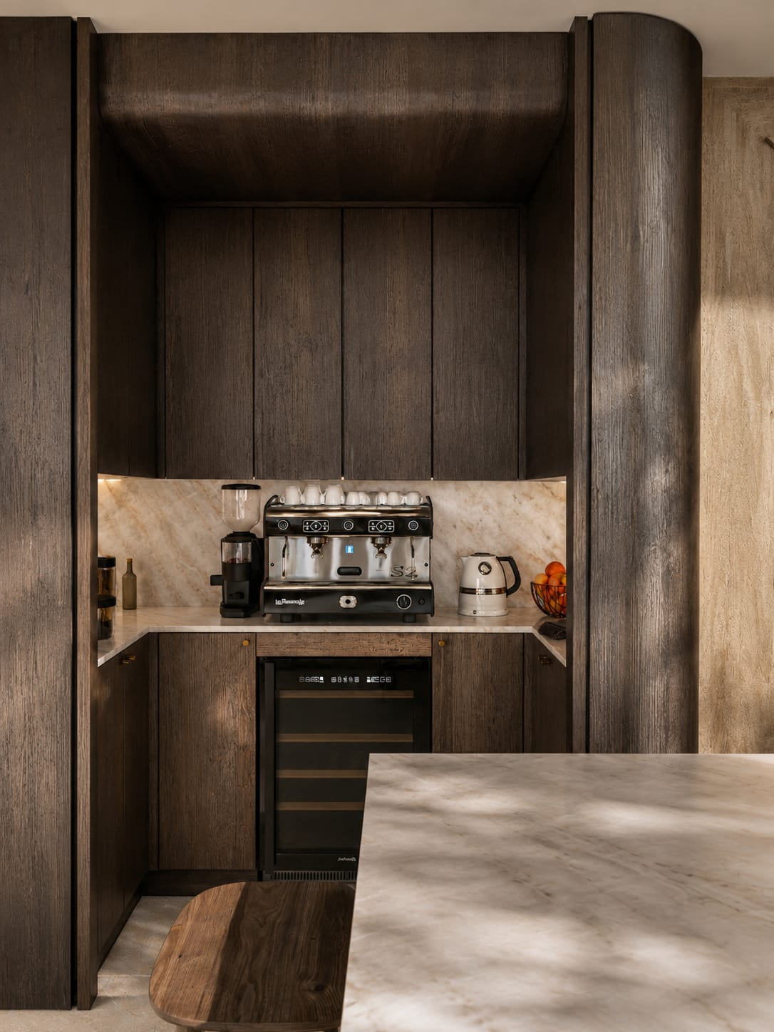 Clos Pecheret — cuisine, rénovation de villa par Créa'Home