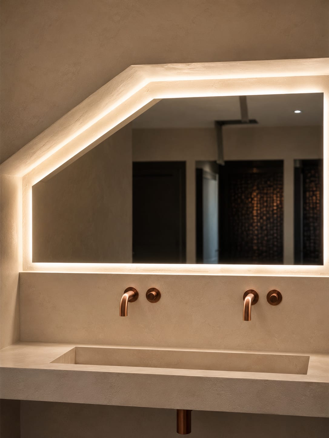 NXT LVL Club — salle d'eau, salle de sport par Créa'Home