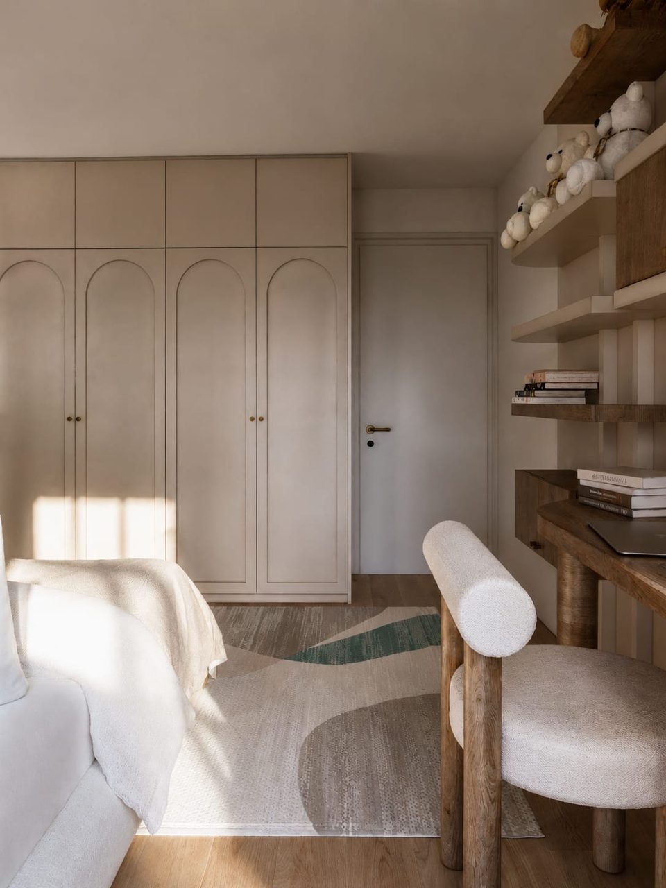 Clos Pecheret — dressing, rénovation de villa par Créa'Home