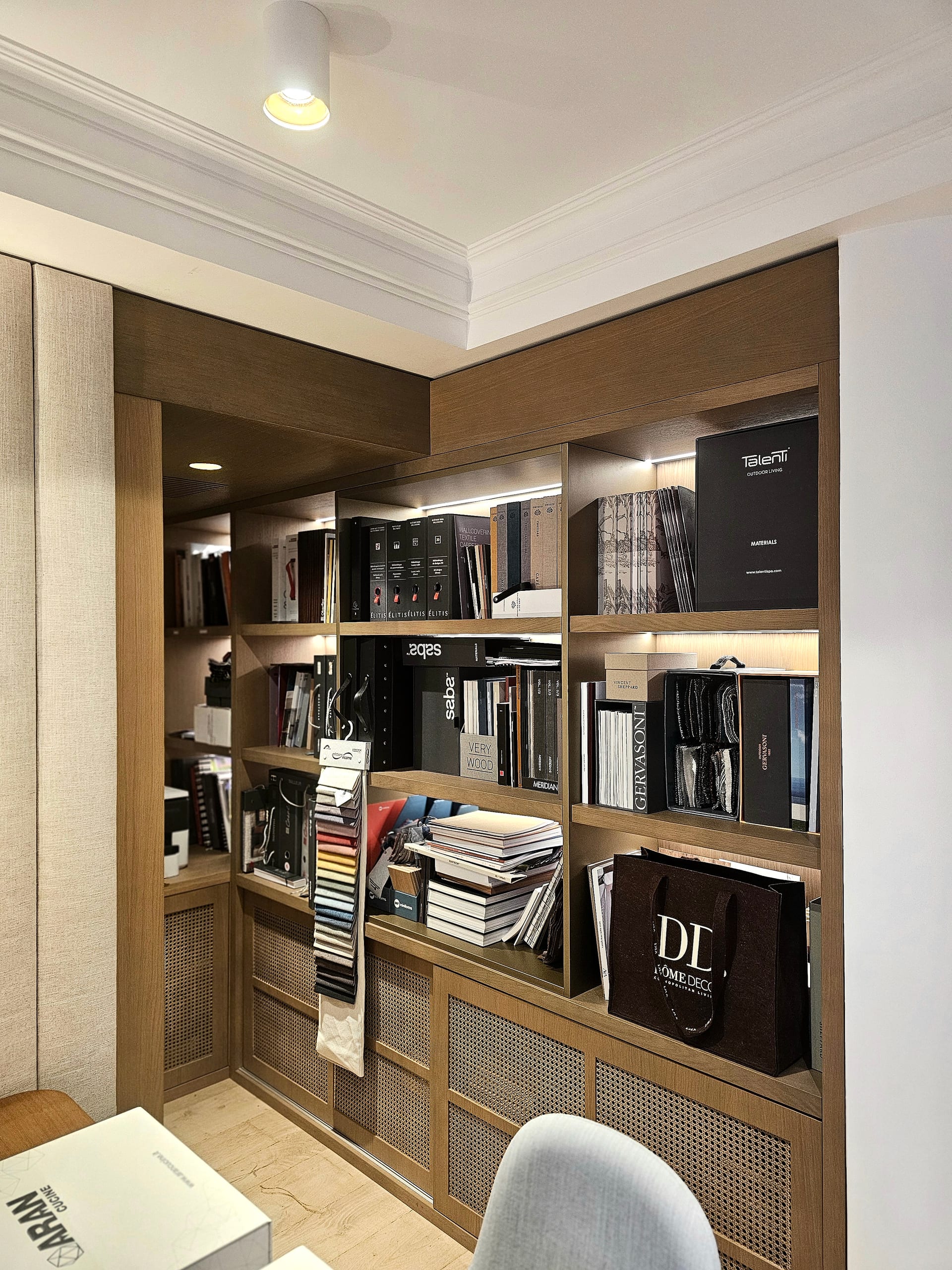 Créa'Home La Baule, La Baule — bureau, showroom par Créa'Home