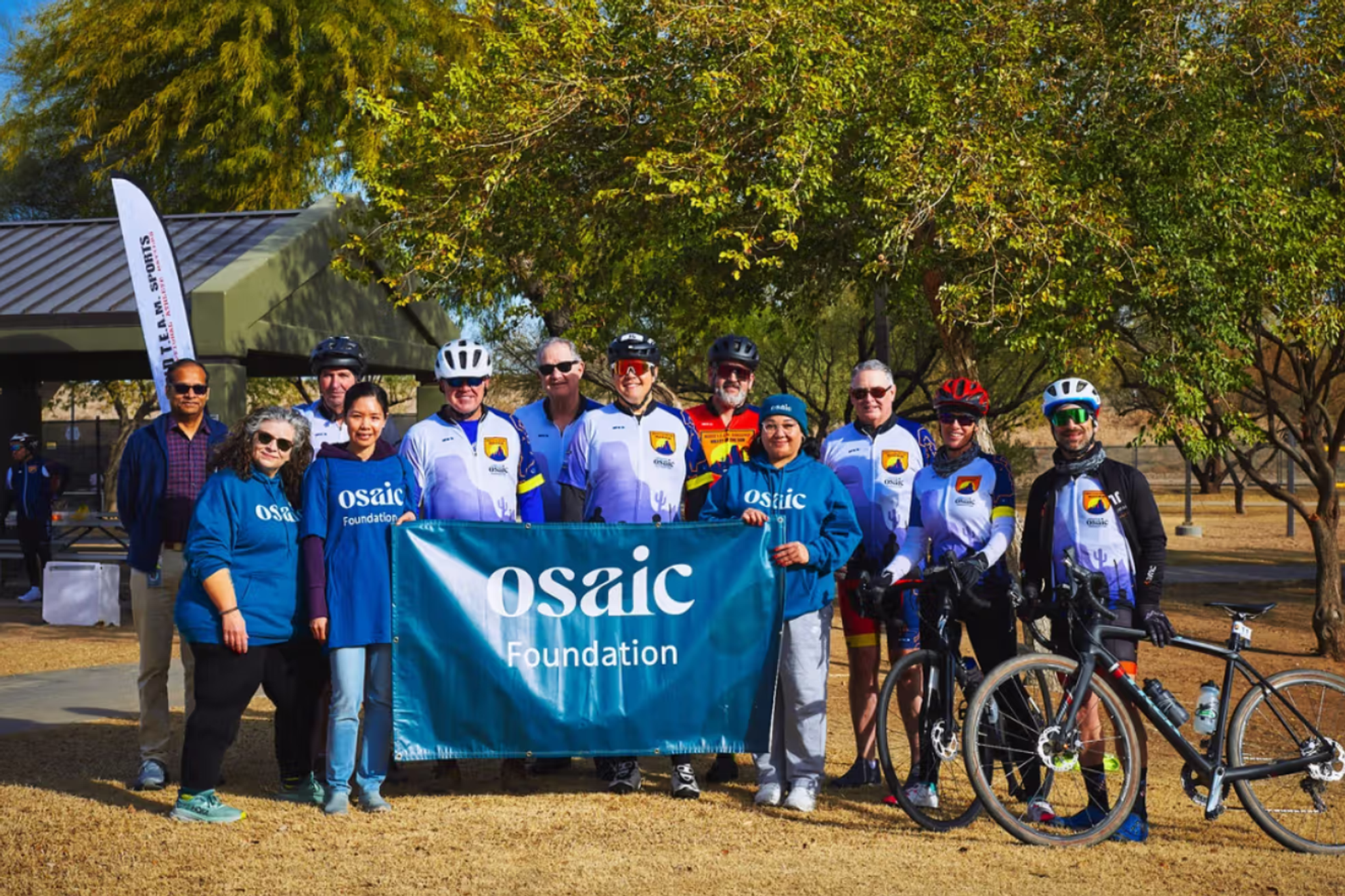 The Osaic Foundation cycling team and event volunteers (2025)