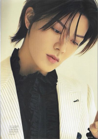 numero-tokyo-homme-yuta-in-balenciaga