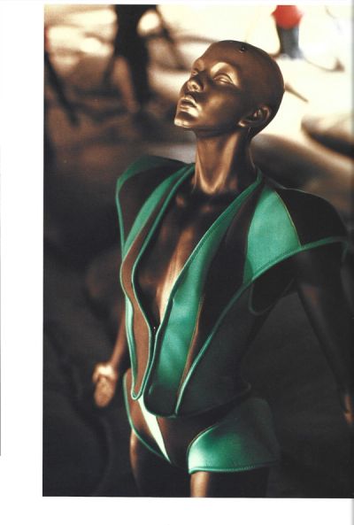 issey-miyake-mark-holborn