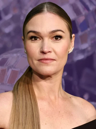 Julia Stiles