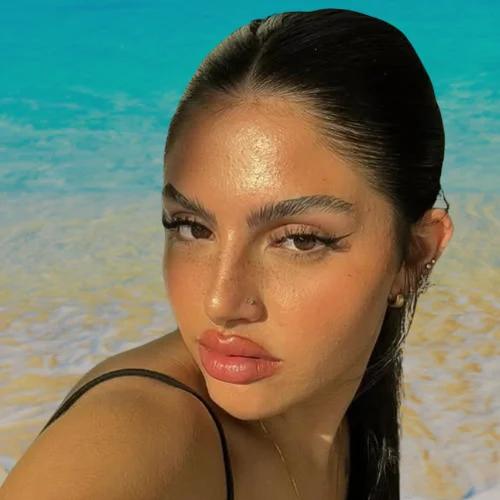 Huda Mustafa