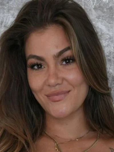 Tori Deal