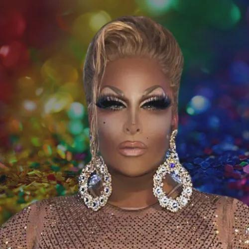 Roxxxy Andrews