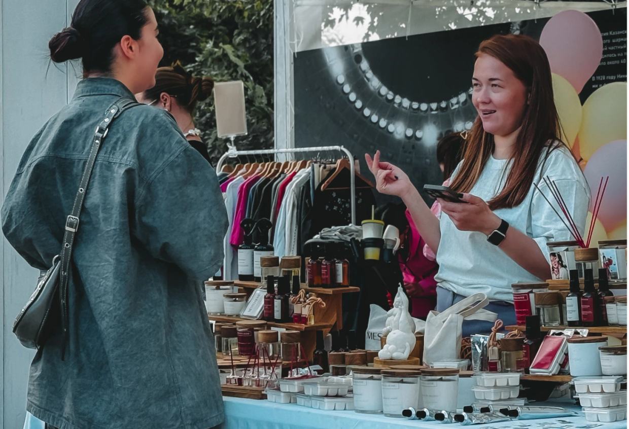 foxquilt-insurance-ecomm-trade-show-craft-market