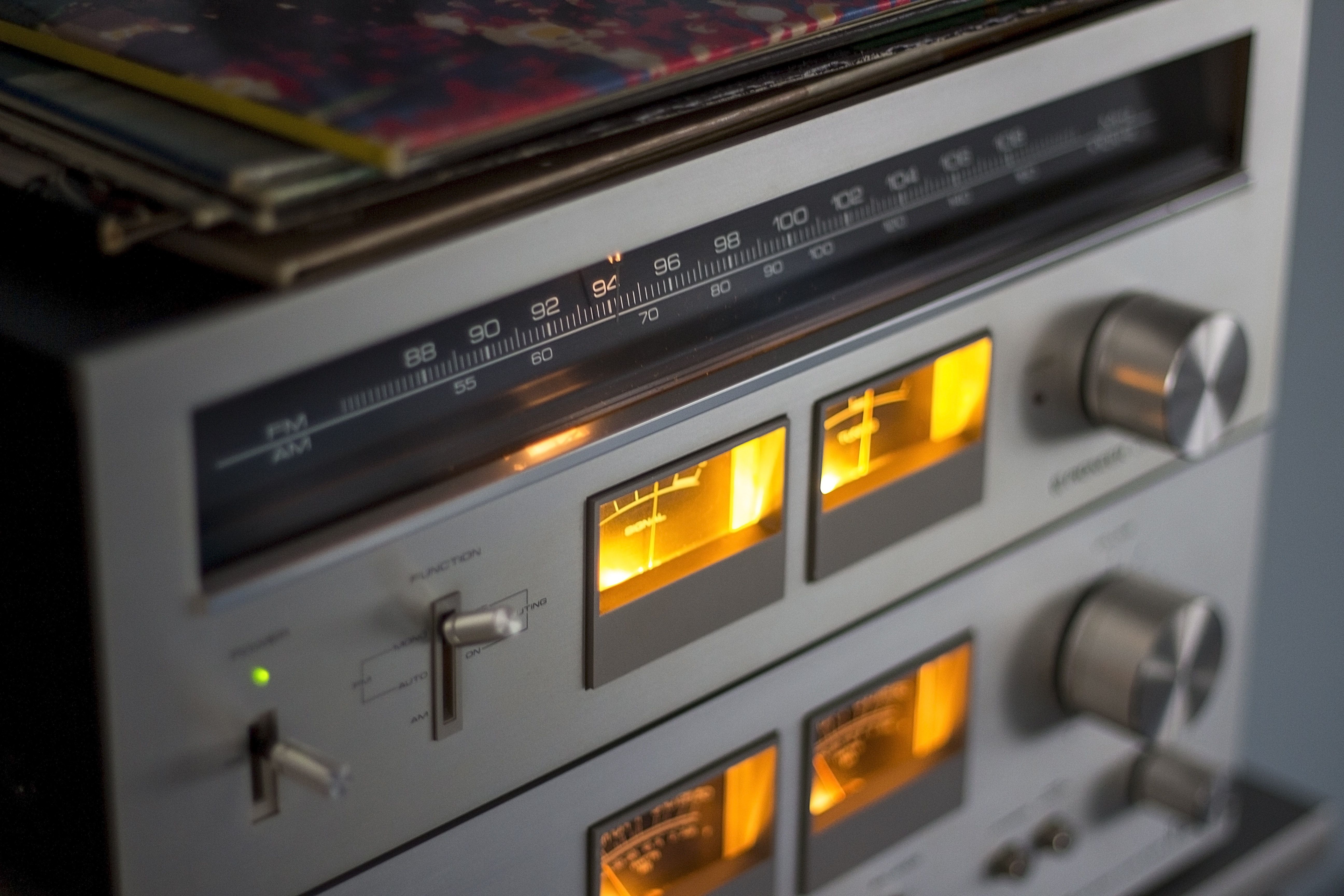 Damaged Stereo