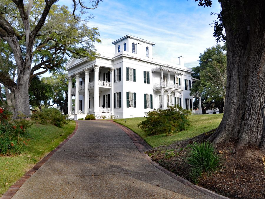Stanton Hall, one of Natchez's grand antebellum mansions.