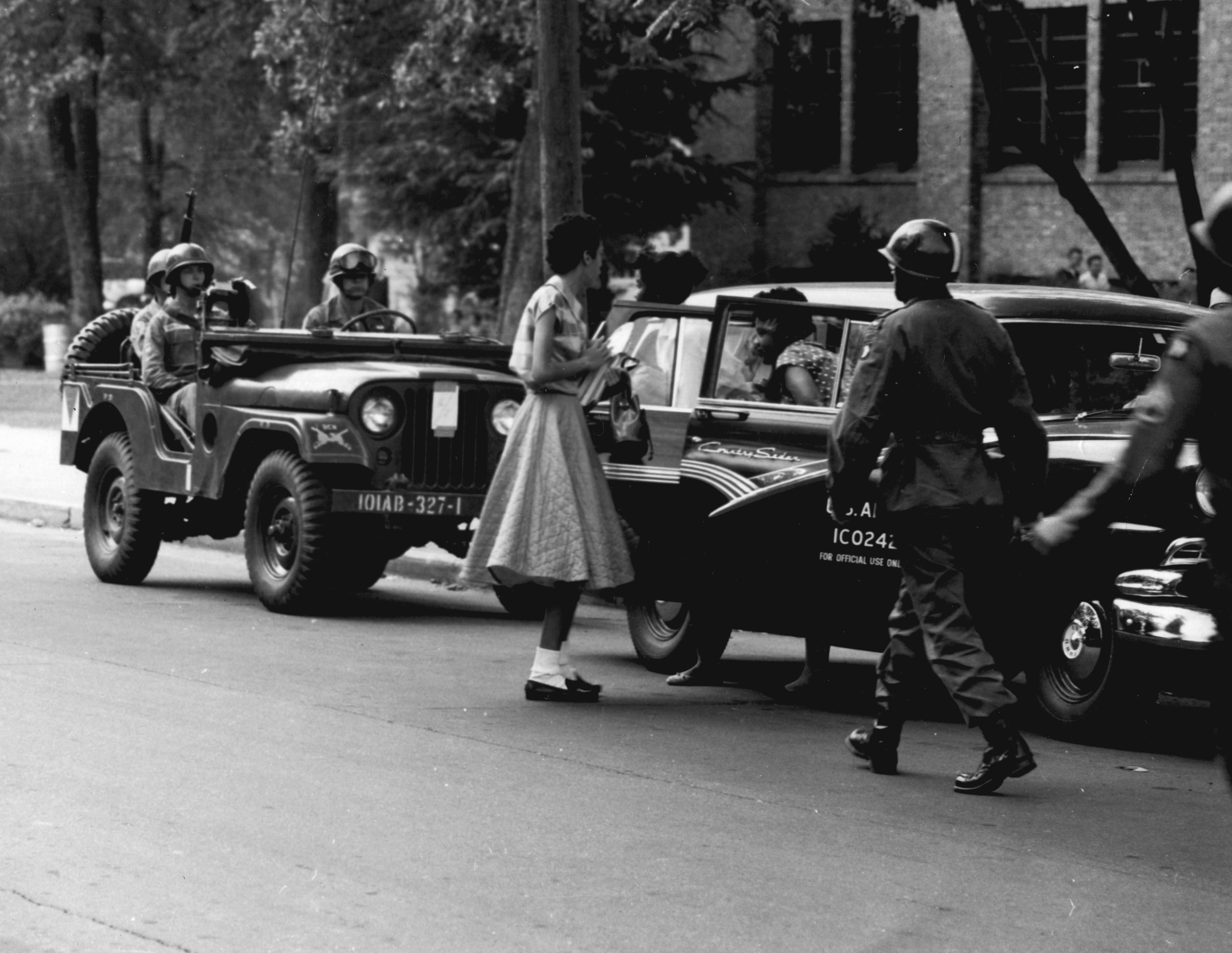 U.S. Army soldiers of the 101st Airborne escorting the Little Rock Nine in 1957.
