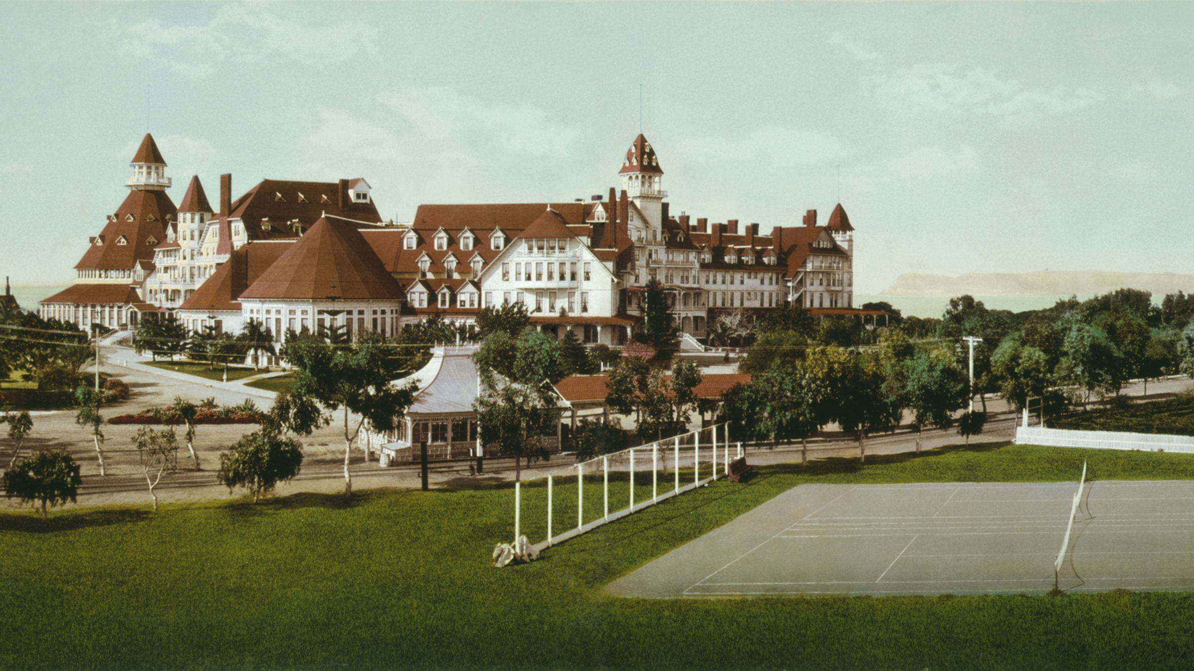 The Hotel del Coronado photographed around 1900.