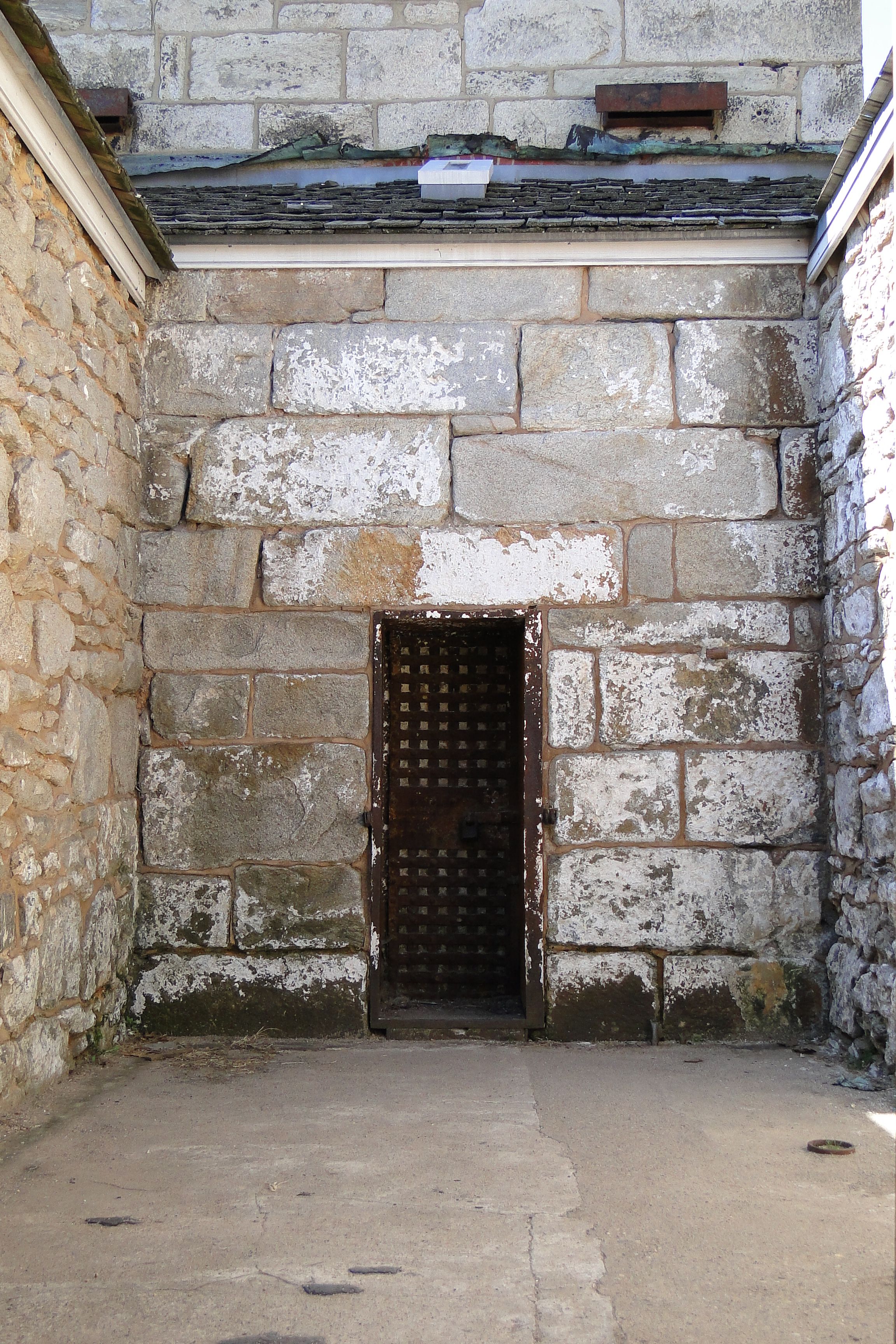 A small private exercise yard used for solitary confinement at Eastern State.
