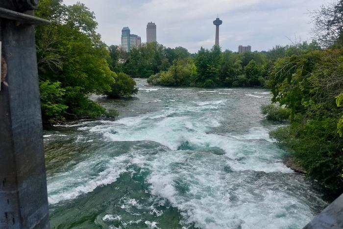 The American Falls at Niagara Falls State Park.
