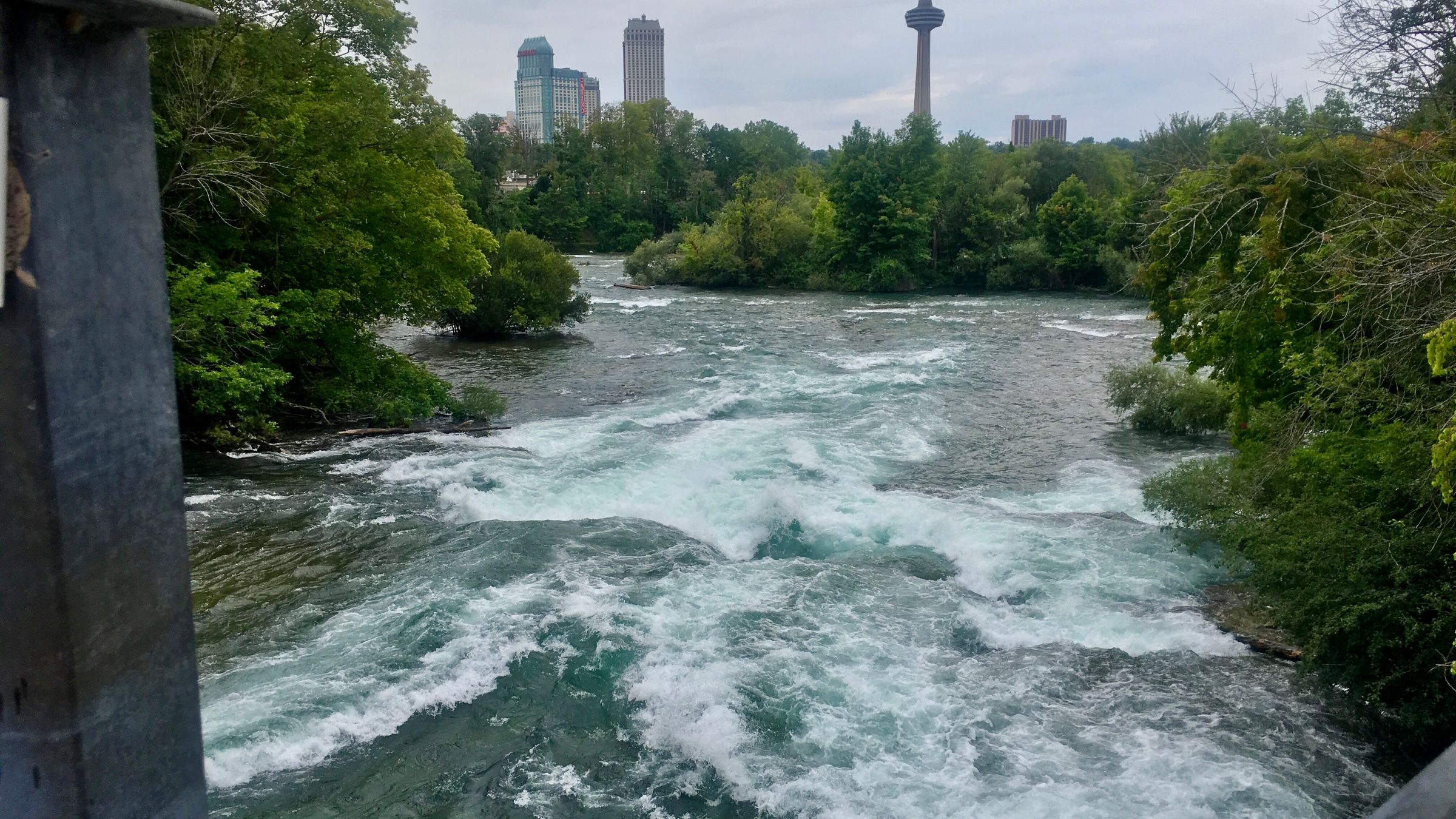 The American Falls at Niagara Falls State Park.