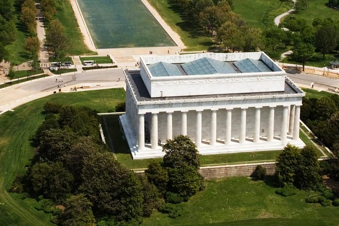 The Lincoln Memorial on the National Mall, Washington, D.C.