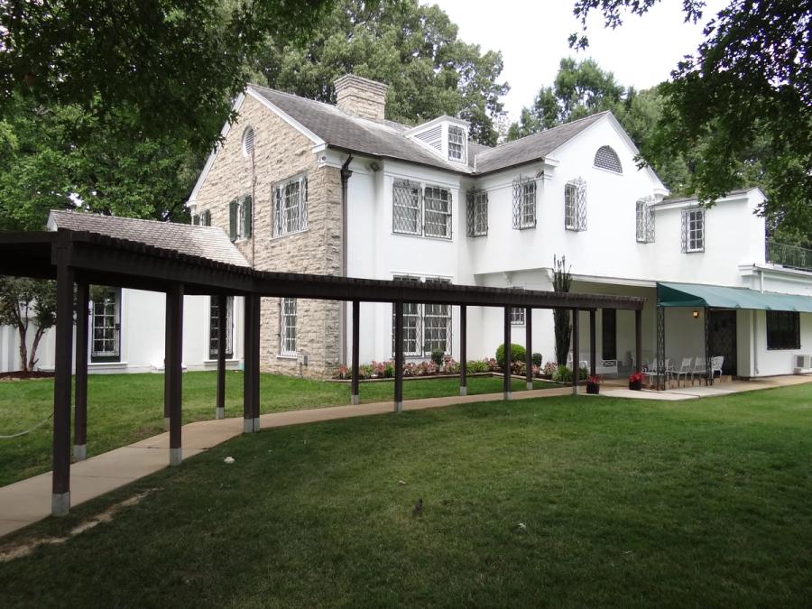 The rear of the Graceland mansion and grounds.