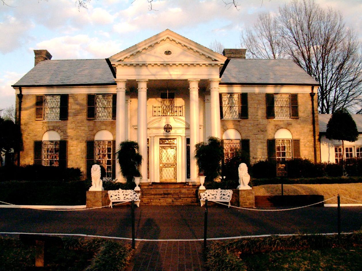 The front facade of Graceland, Elvis Presley's Memphis mansion.