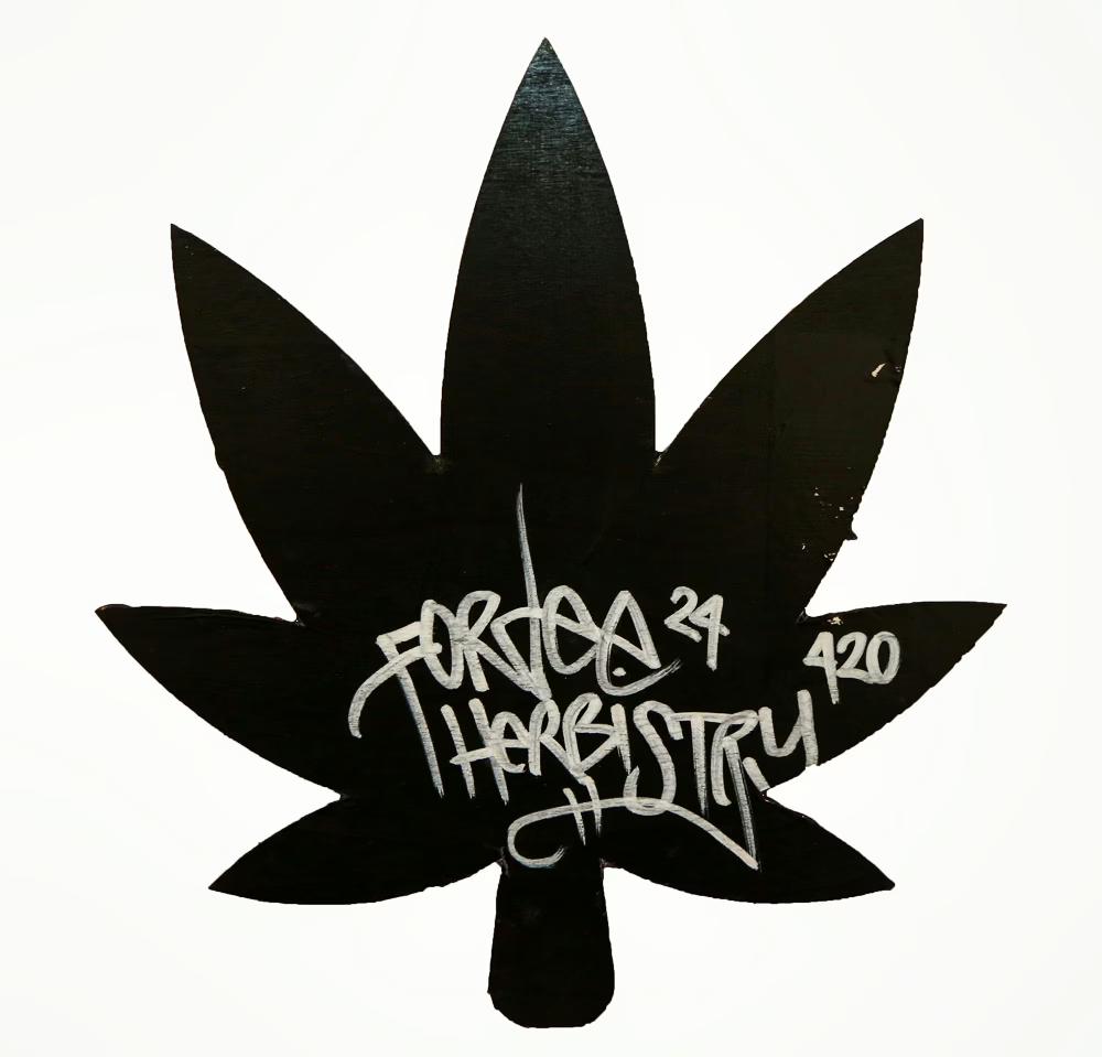 weedleaf_yellow_back_web