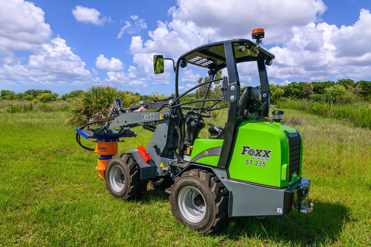 ST235 Compact Wheel Loader