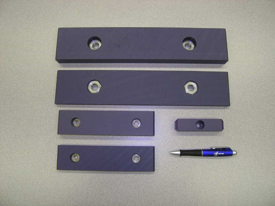 Gearbox and rod loader wear pads