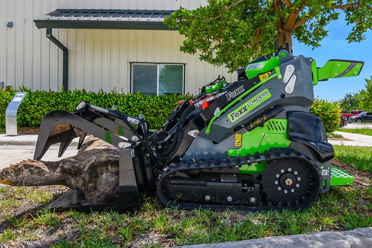 T125 Compact Skid Steer