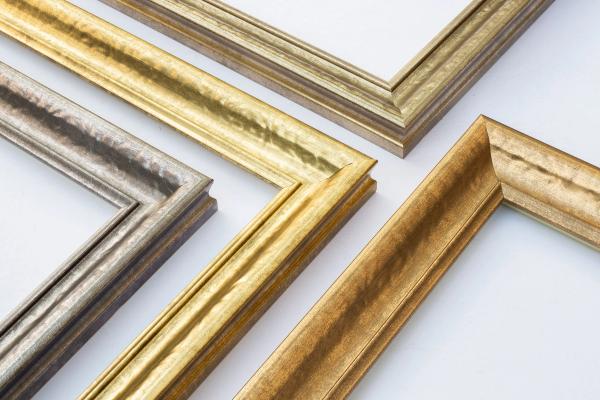 Advantages of PS Material Picture Frame Moulding Over Wood Material