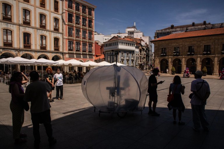 Nube móvil de Rotor Studio Bienal Climática 2026 - ©Nico Rodríguez