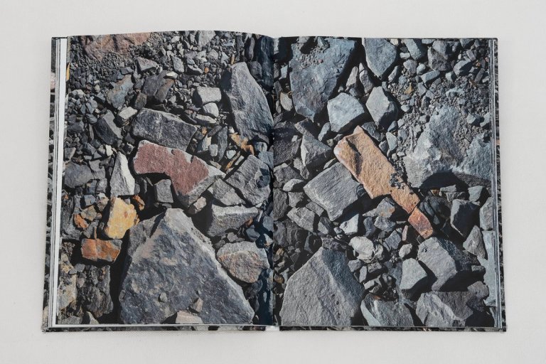 Jorge Yeregui_Escritura de las piedras_Hablar de piedras_Léxico Mineral_2024_5