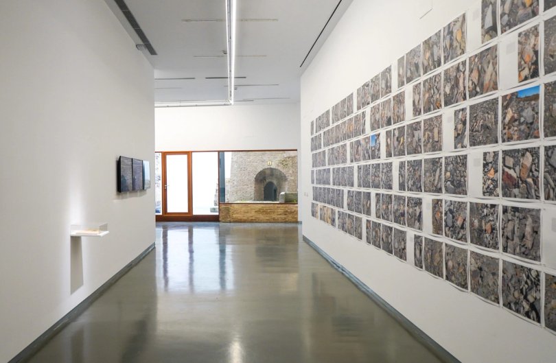 Jorge Yeregui,  La escritura de las piedras_Colección Estatal Arte y Clima © MITECO