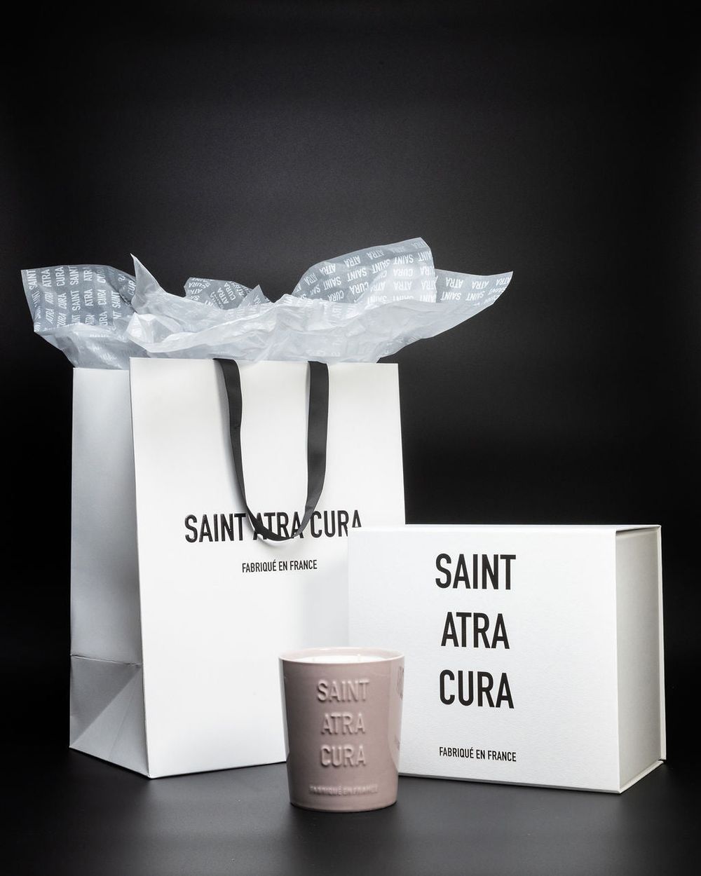Saint Atra Cura Grande Bougie Santal Rose full gloss luxury ceramic candle, Haute-Savoie