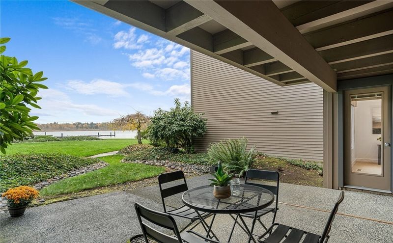 Redmond Area Condominium