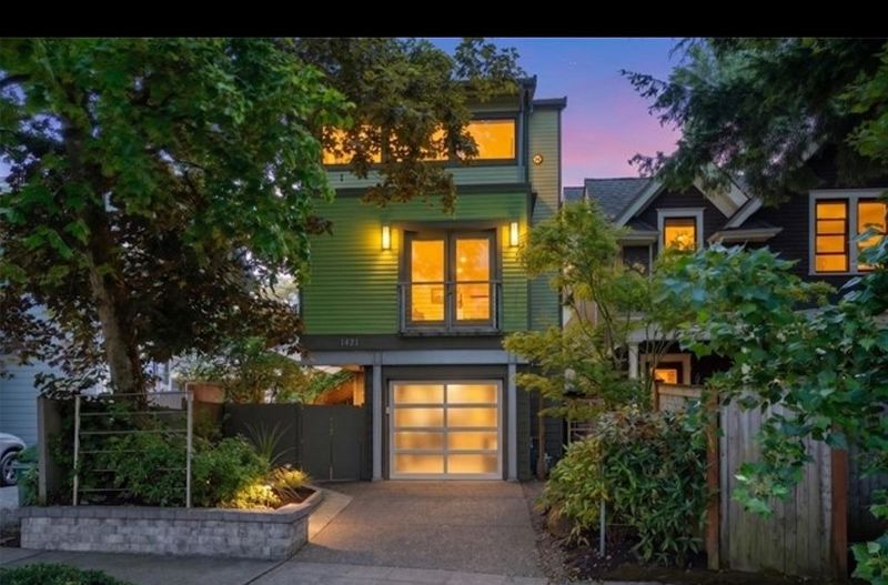 Gated Capitol Hill Contemporary